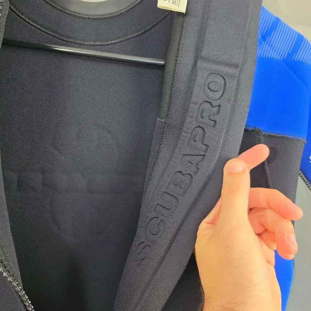 Scubapro wetsuit large